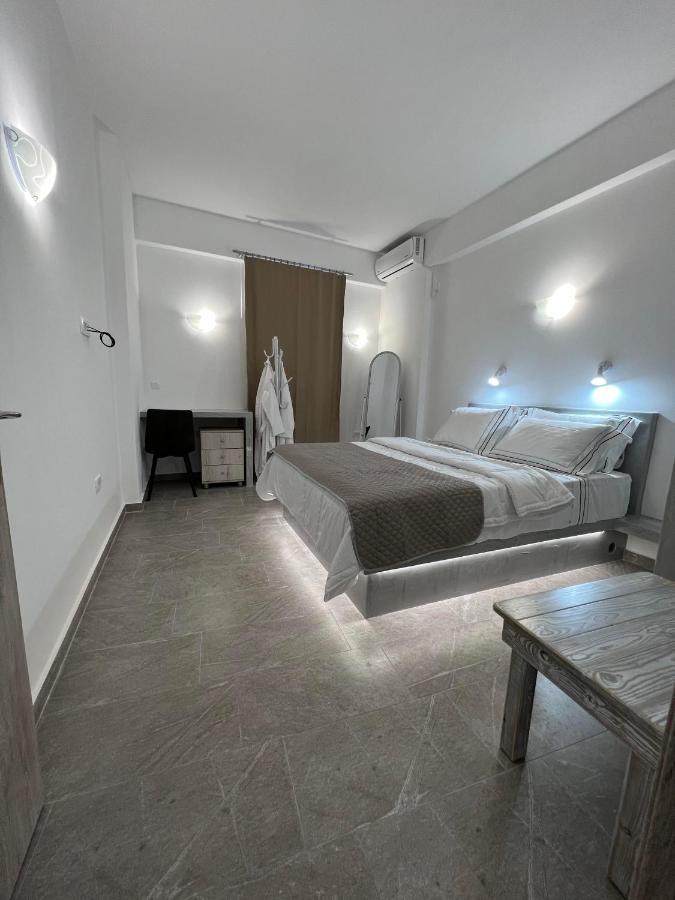 Appartamento Petit Homme By Andreas Perissa  Esterno foto