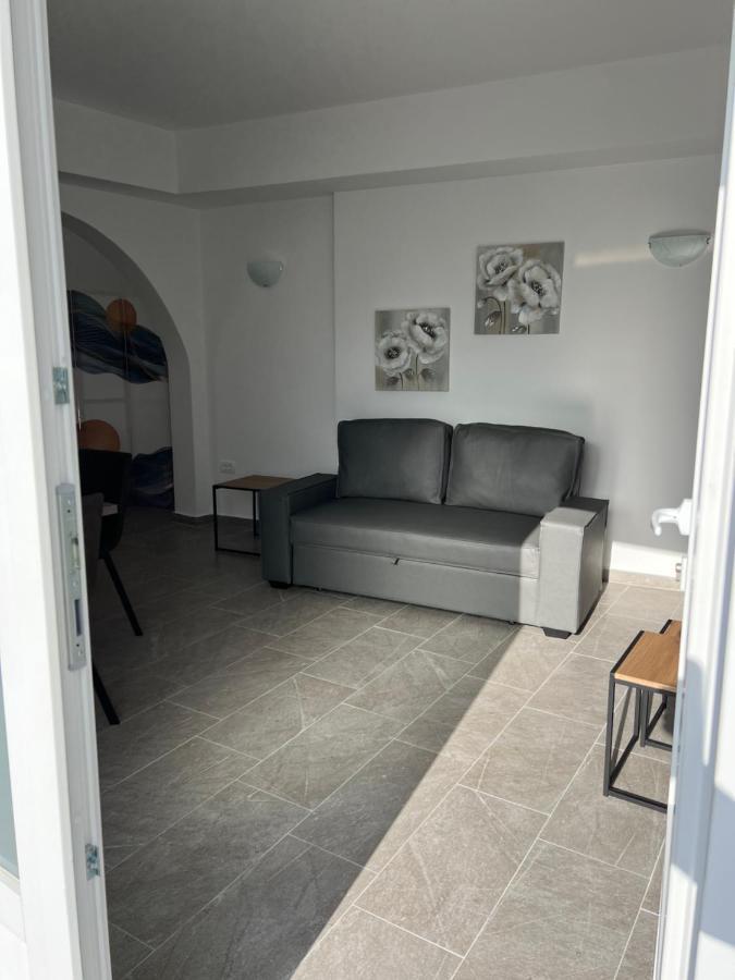 Appartamento Petit Homme By Andreas Perissa  Esterno foto